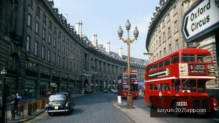体育品牌电,竞合作,跨界新品亮,开云体育,开云体育官网,开云体育app下载